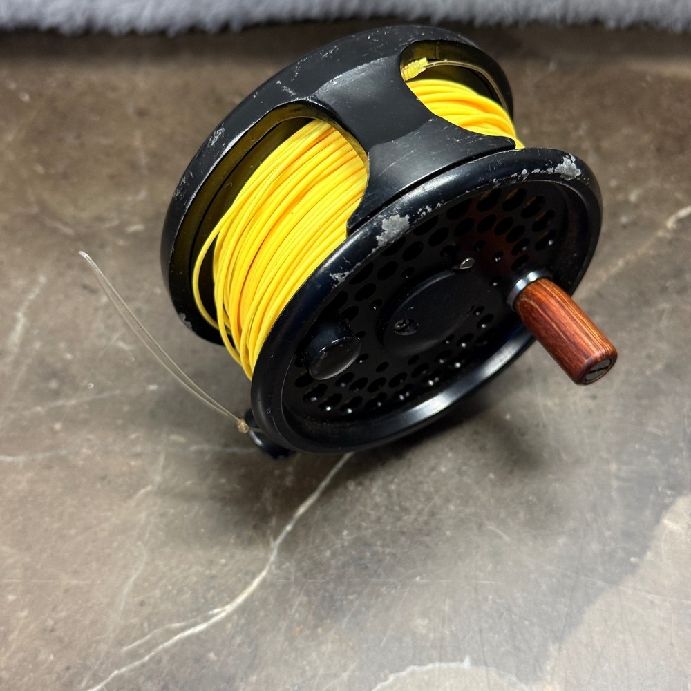 Okuma Sierra S7/8 Fly Fishing Reel 7/8wt Black Aluminum Large Arbor Rosewood - Picture 2 of 7